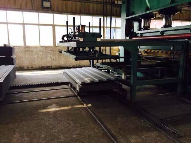 Container frame taking shape